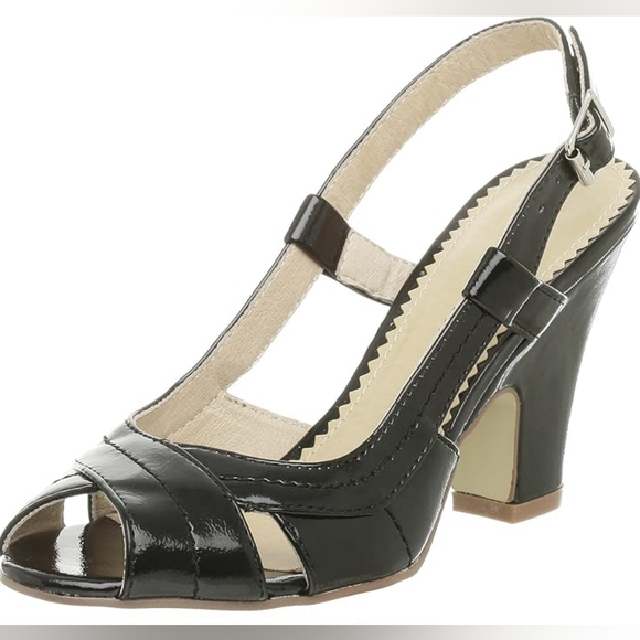 Chinese Laundry Peep Toe High Heel Sandals - Picture 2 of 13